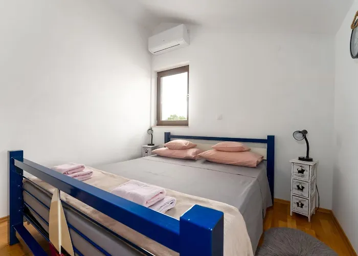 Willheim By Interhome * Dobrinj